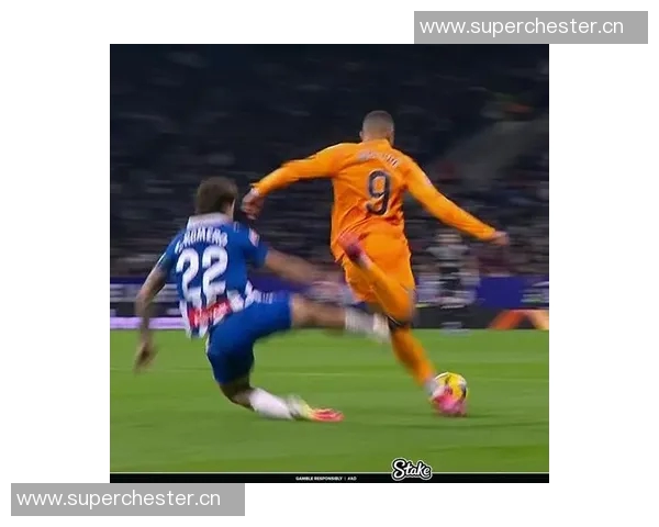 希勒：罗梅罗的动作毫无疑问是红牌，这样的铲球动作绝不允许